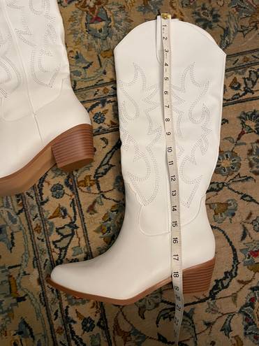 White cowboy festival boots Size 10