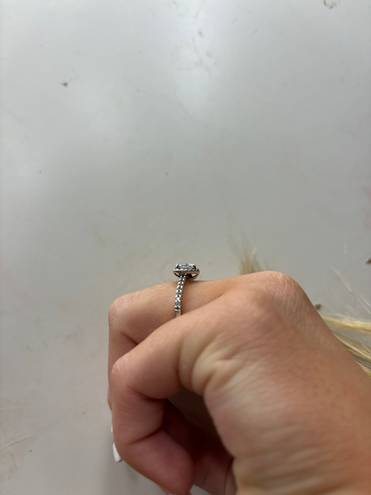 Pandora ring