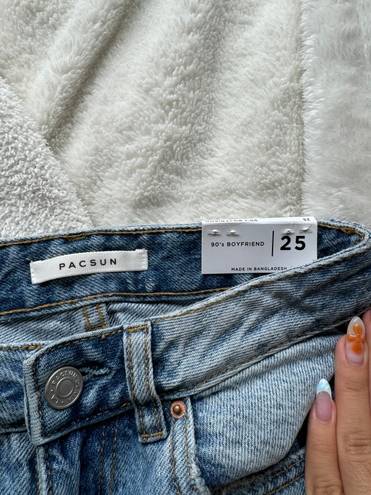 PacSun 90s Boyfriend Jeans