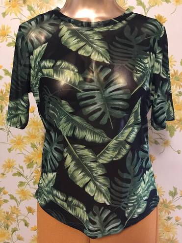 Sans Souci leaf print mesh t shirt size M