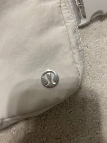 Lululemon Everywhere Belt Bag