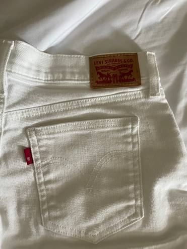 Levi’s White Denim Shorts Size 28in