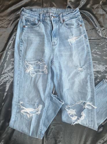 American Eagle Outfitters Moms Jeans