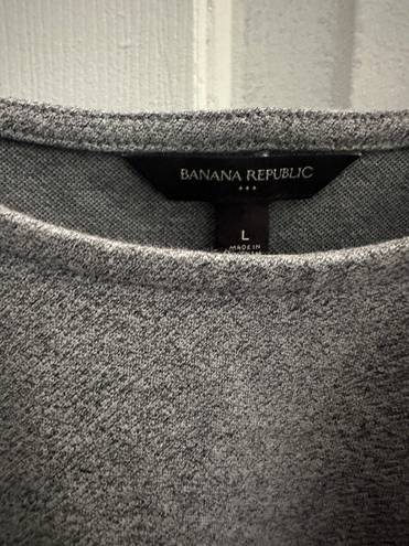 Banana Republic Grey Sleeveless Flutter Sleeve Tank Size L