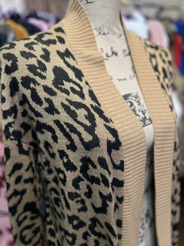 Apt. 9 ® Cheetah Print Cardigan size Large