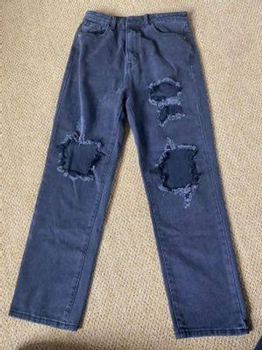 Pretty Little Thing Black  Distressed Straight Leg Jeans