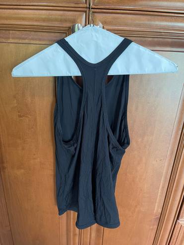 Lululemon tank top size 4