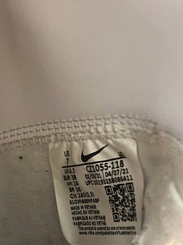 Nike Blazer Mid 77 Shoes