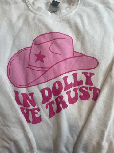 Gildan in dolly we trust sweatshirt 