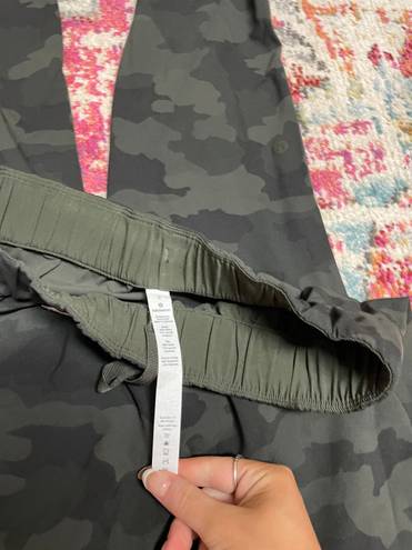 Lululemon camo joggers