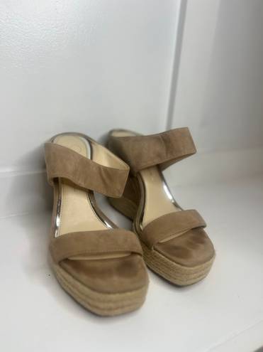 Jessica Simpson Wedges