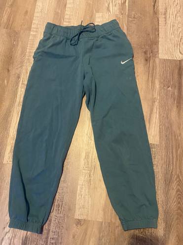 Nike joggers