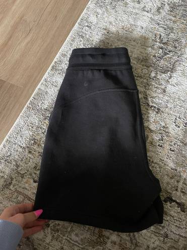 Lululemon Scuba HR Shorts