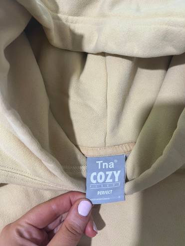 Aritzia Atritzia TNA Cozy Fleece Perfect Hoodie