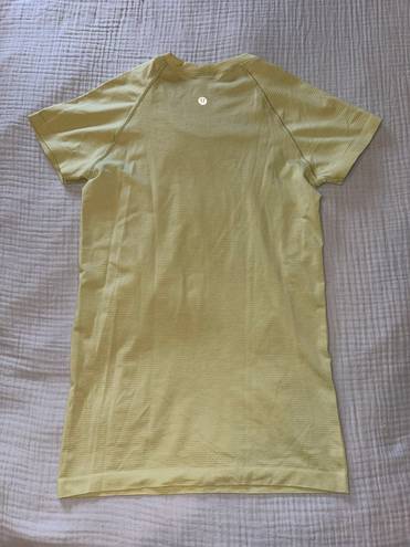 Lululemon Swiftly Tech Short Sleeve