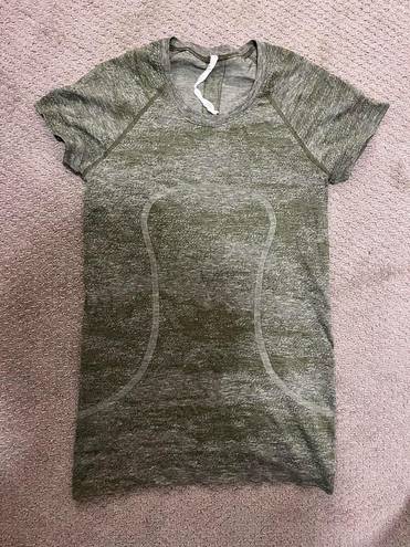 Lululemon Swiftly Tech Short Sleeve