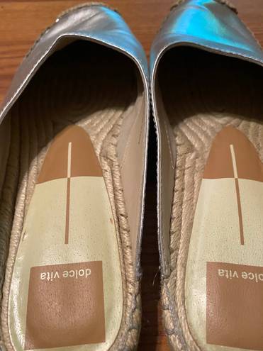 DV by Dolce Vit Tyle Metallic Silver Leather Summer Espadrille Mule Slide Flats 6.5