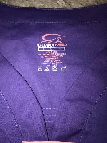 Iguana Med Scrub Top Purple Size L