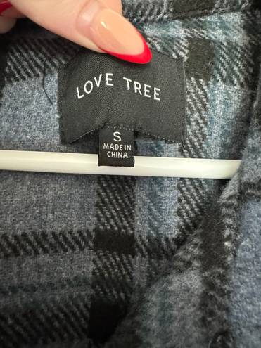 Love Tree Flannel