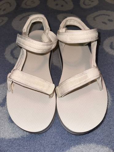 Tevas Sandals White Size 11