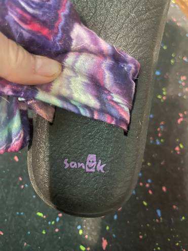 Sanuk Slides