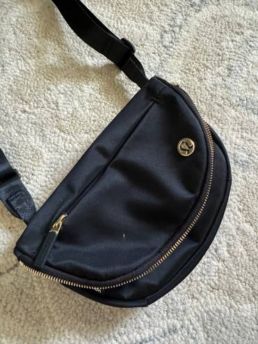 Lululemon All Night Festival Bag Micro 2L