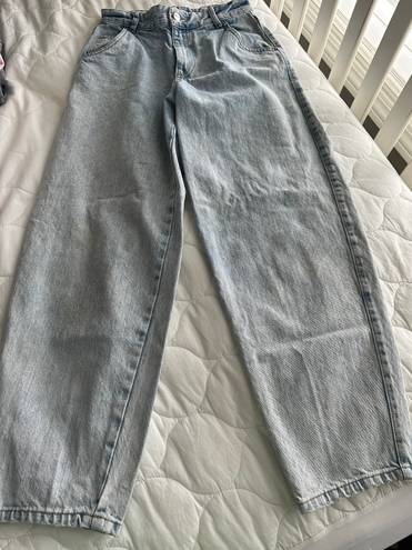 Baggy Light Wash Jeans Size 2