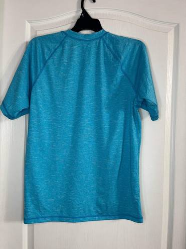 Nike Women’s Blue Dri-Fit Shirt Size Small 1072