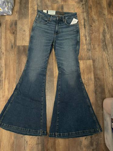 Wrangler Retro High Rise Flare Jeans