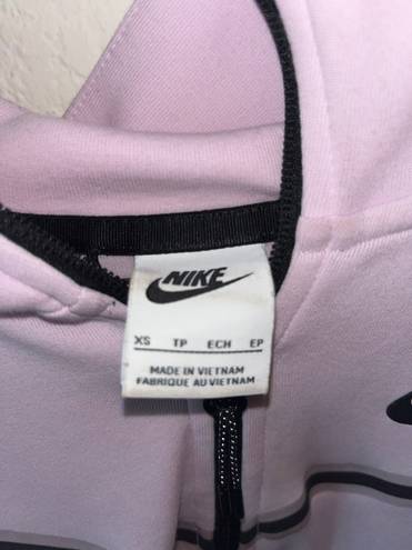 Nike Light pink cropped Women’s  Tech