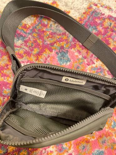 Lululemon Everywhere Belt Bag