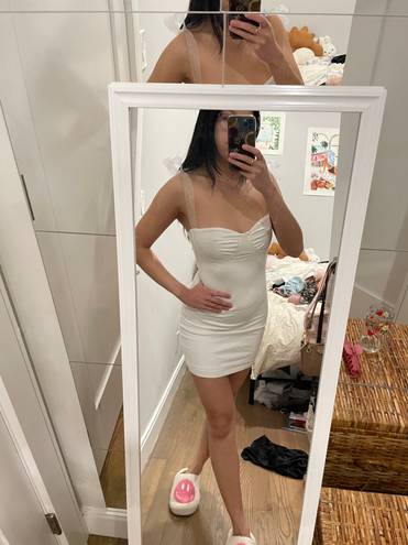 superdown White Dress