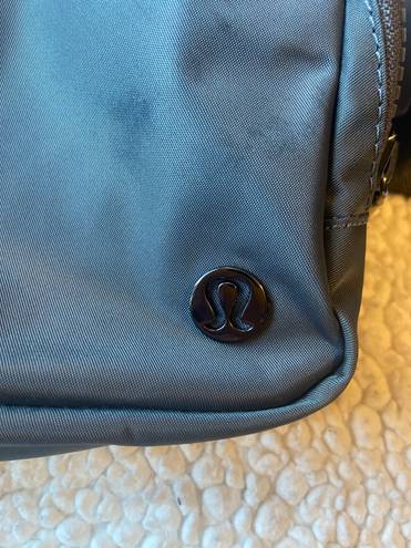 Lululemon Everywhere Belt Bag