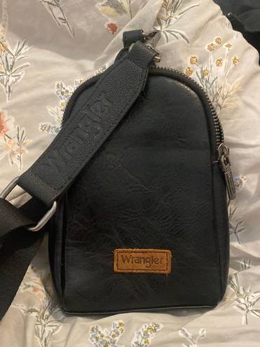 Wrangler Crossbody Bag