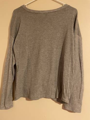 Paper Crane Women’s Gray  Waffle-Knit Long Sleeve Shirt