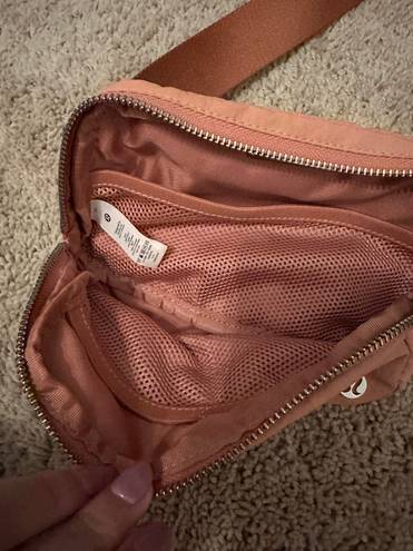 Lululemon Everywhere Belt Bag