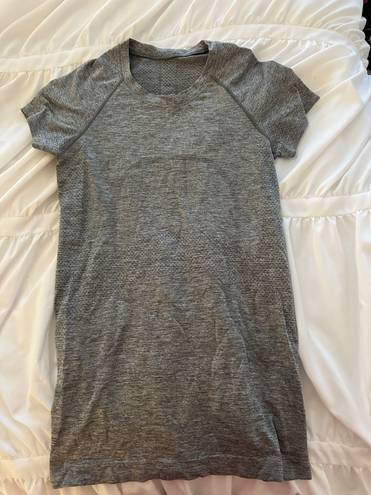 Lululemon Swiftly Tech Short Sleeve