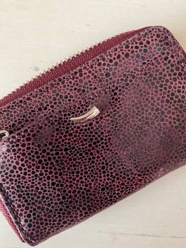 Tusk Wear NWOT TUSK genuine leather burgundy pebbled mini wallet / coin pouch