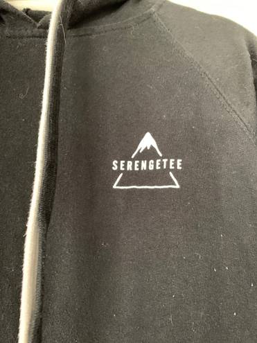 Serengetee Serengtee Chase Views Hoodie