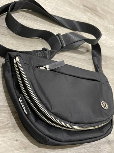 Lululemon All Night Festival Bag