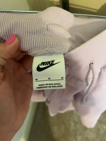 Nike High Rise Sweatpants In Lilac