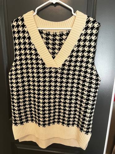 Sweater vest Size M