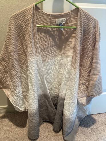 Universal Threads Gray Shawl Sweater Poncho