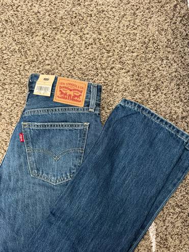 Levi’s Low Pro Straight Jeans