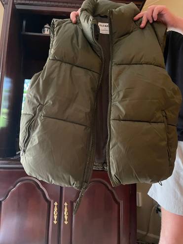 Old Navy Puff Vest