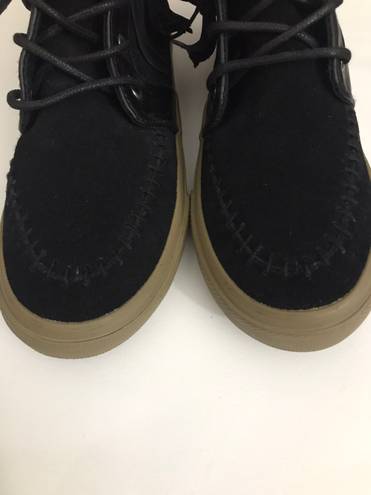 American Eagle Outfitters Shoes /Suede Booties Size 6