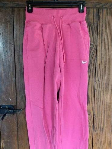 Nike XXS women’s oversized pink sweatpants