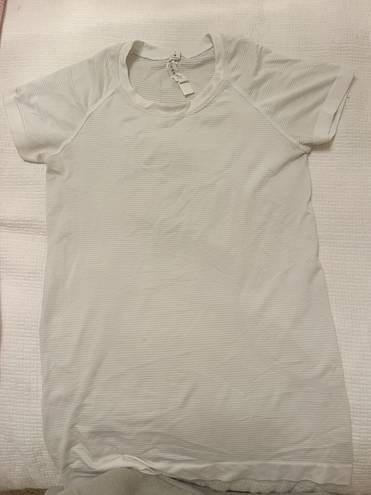 Lululemon Swiftly Tech Short Sleeve