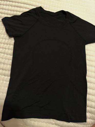 Lululemon Swiftly Tech Short Sleeve Race Length