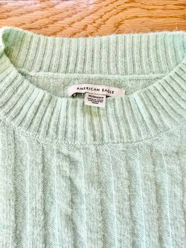 American Eagle Outfitters Green Cropped Sweater